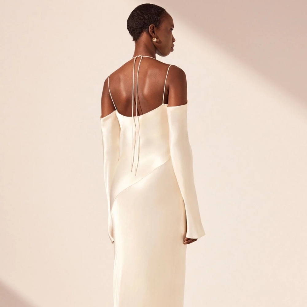 Shona Joy Wedding Dress - Picture 3 of 6